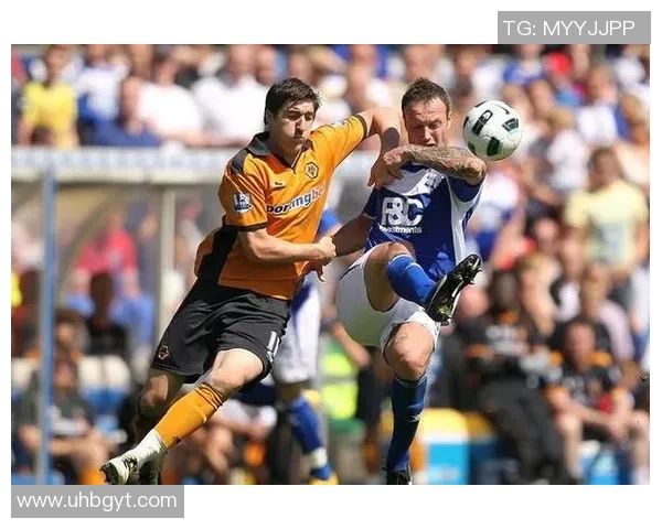 赫尔城对阵狼队精彩比分揭晓赛季最新战绩分析与回顾